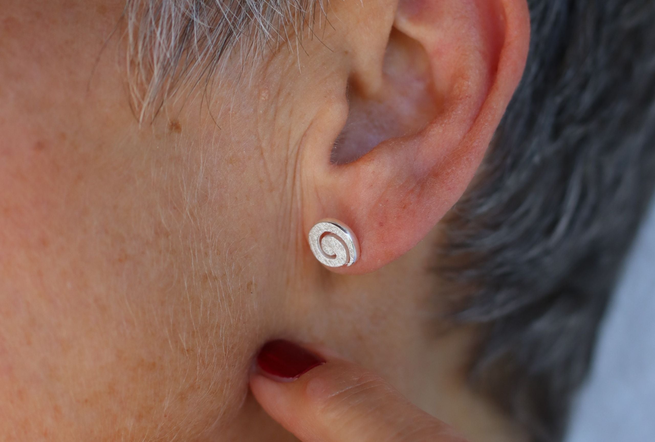 Ohrstecker "Kleine Spirale"