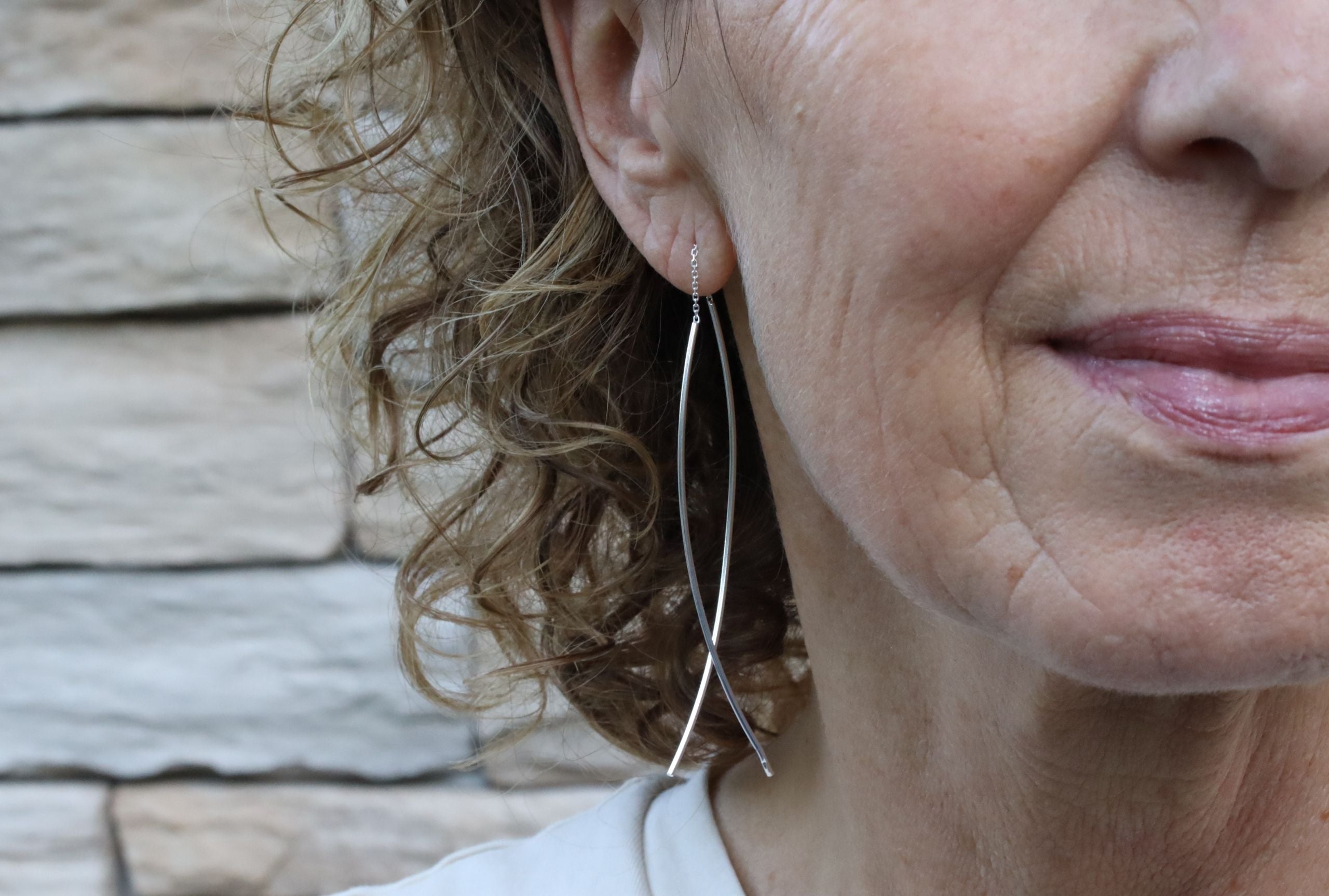 Moderne Ohrhänger zum Durchziehen