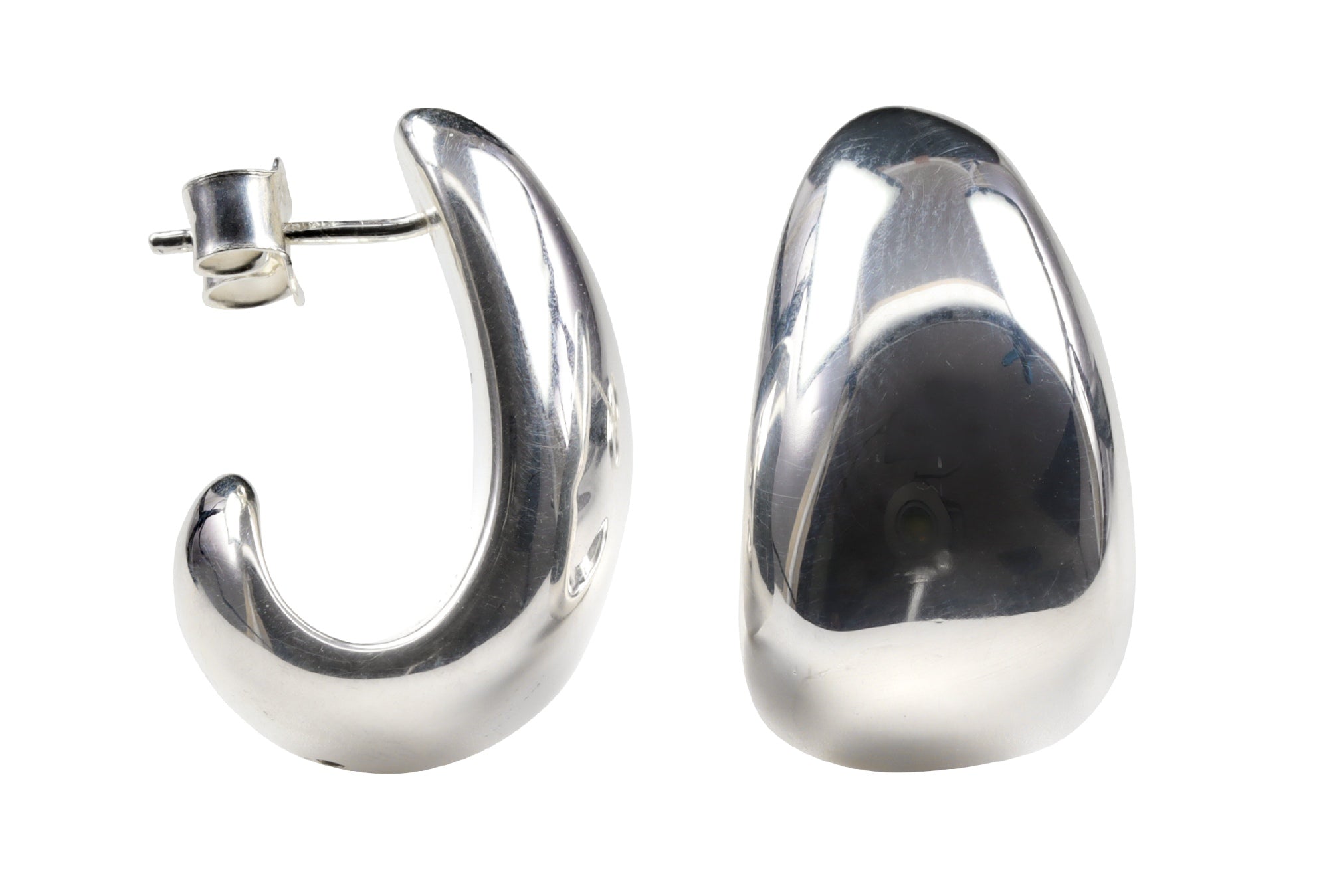 Auffällig-geschwungene Ohrstecker