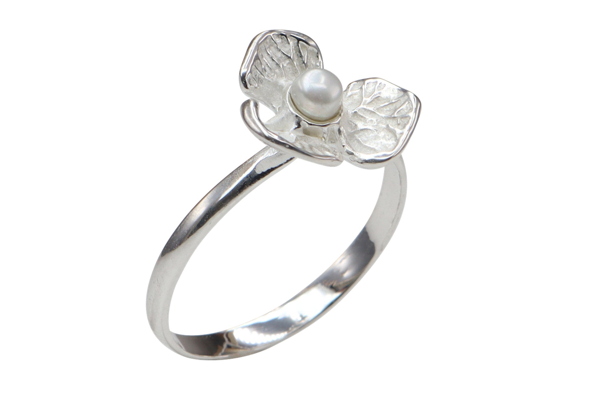 Schmaler Ring "Blüte mit Perle"