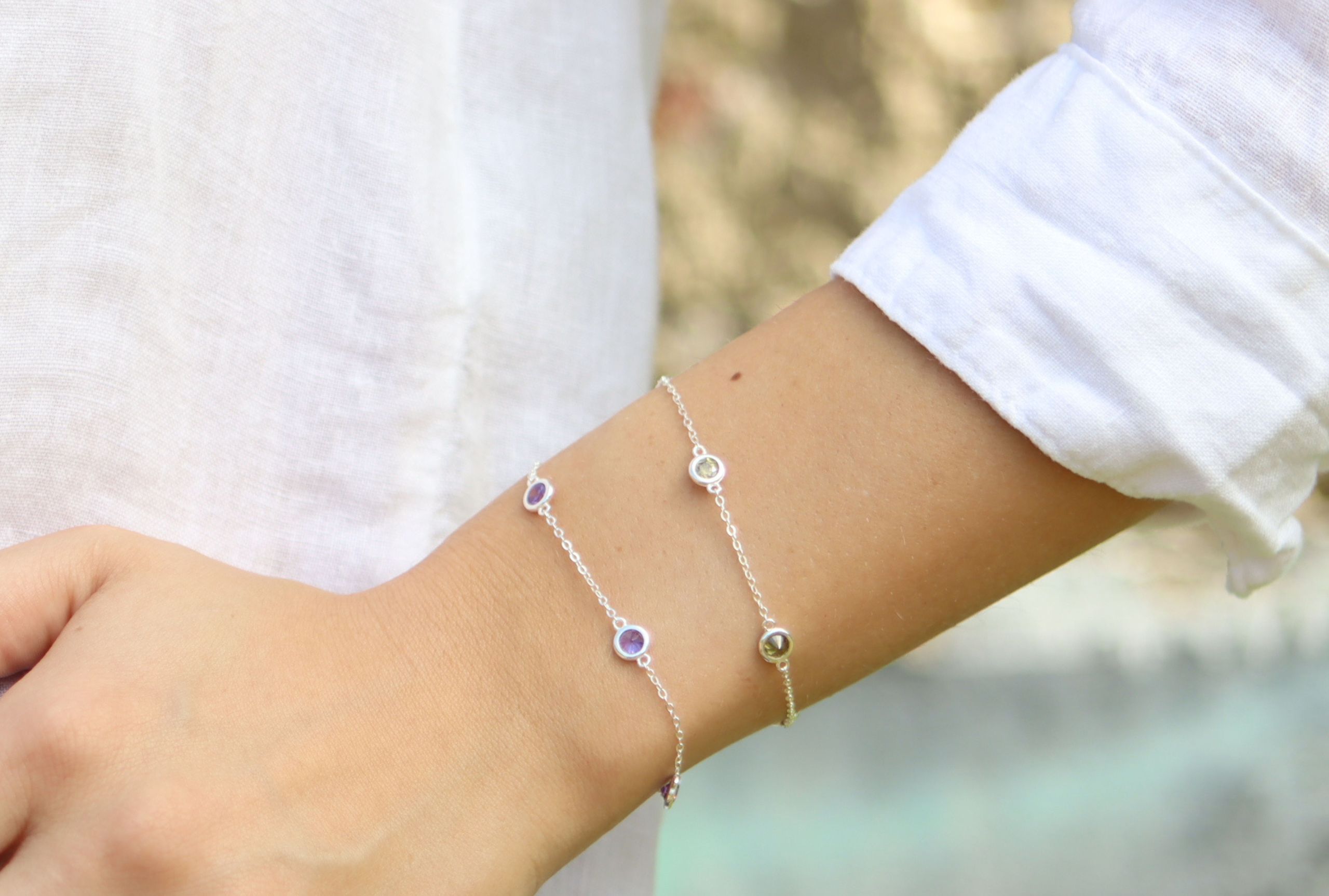 Feines Forzatina-Armband mit violetten Zirkonia-Steinen