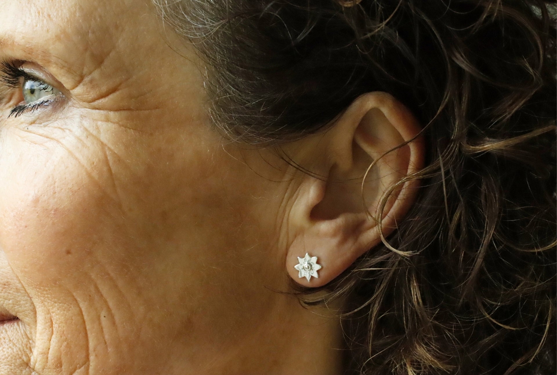 Pias Daisy Ohrstecker