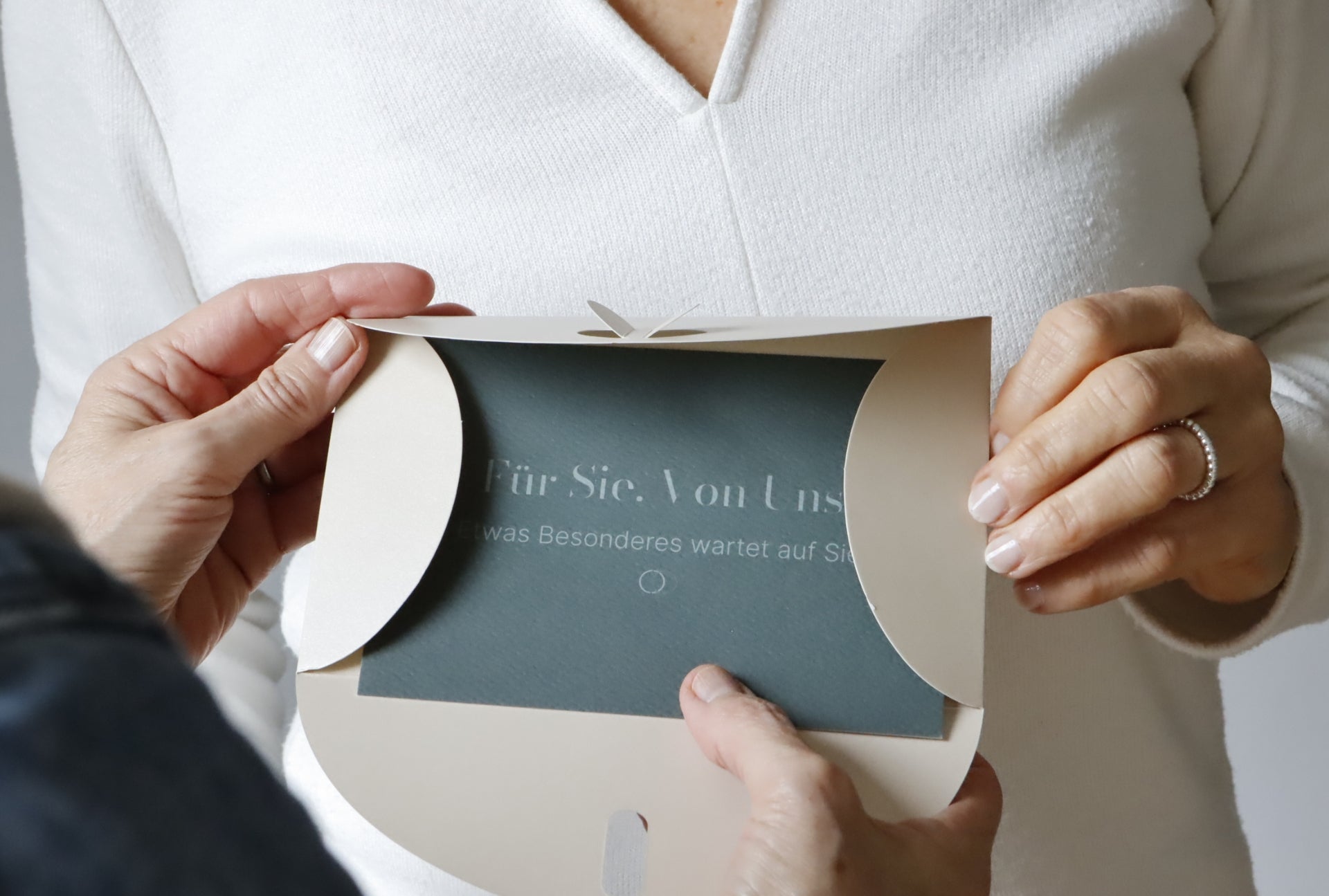 Gutschein als Karte im Geschenkumschlag