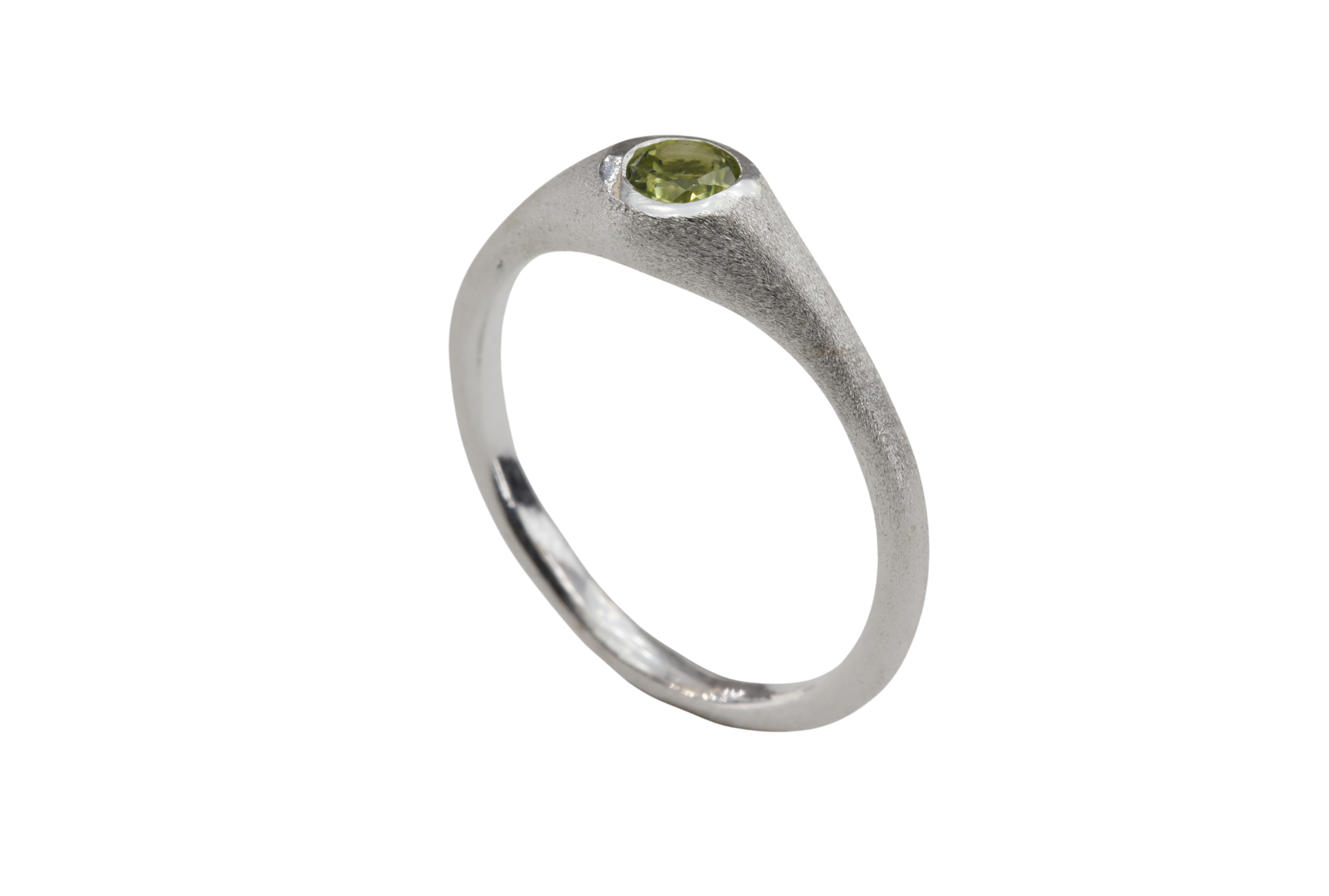 Feiner Peridot Ring