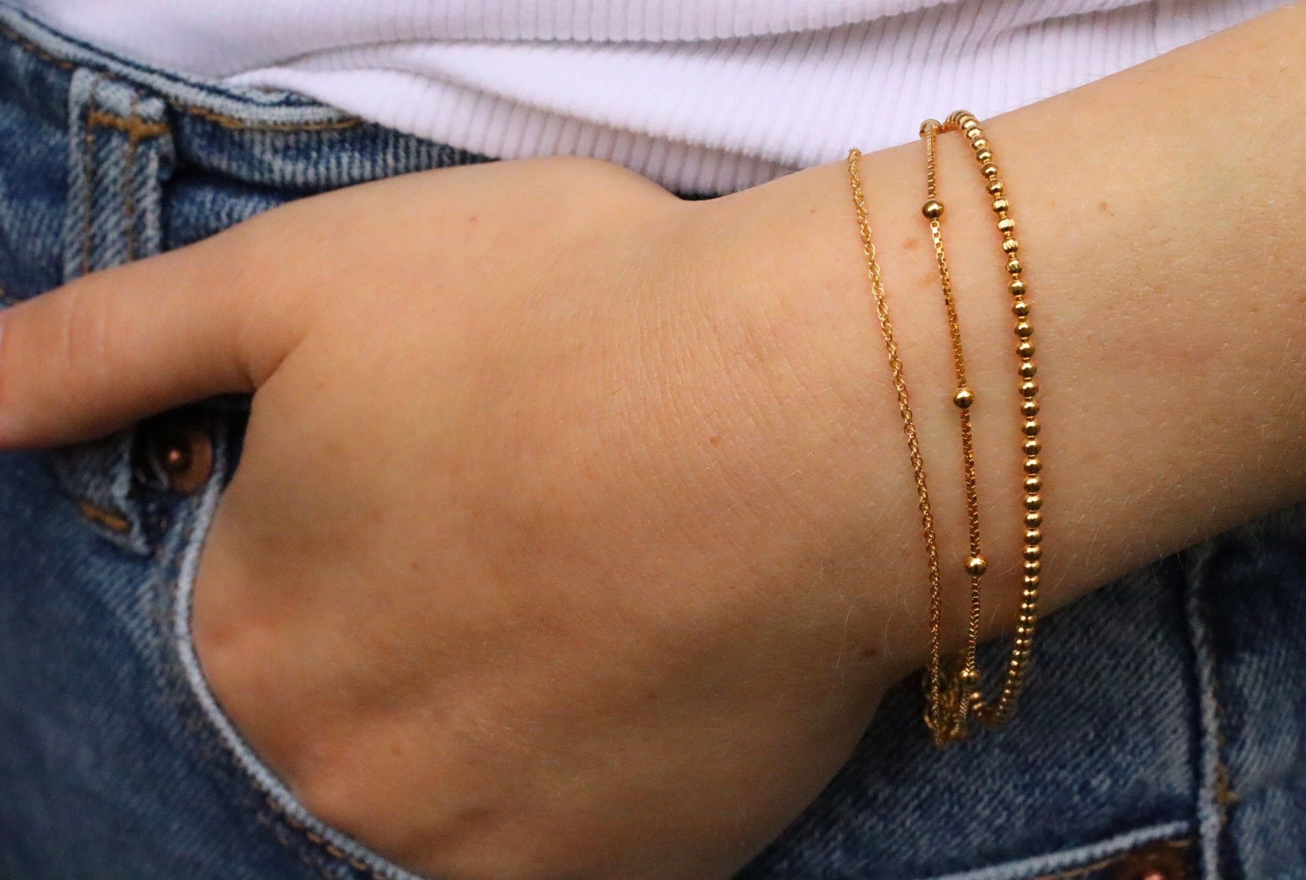 Vergoldetes Multifili-Armband mit Kugel-Geflechten