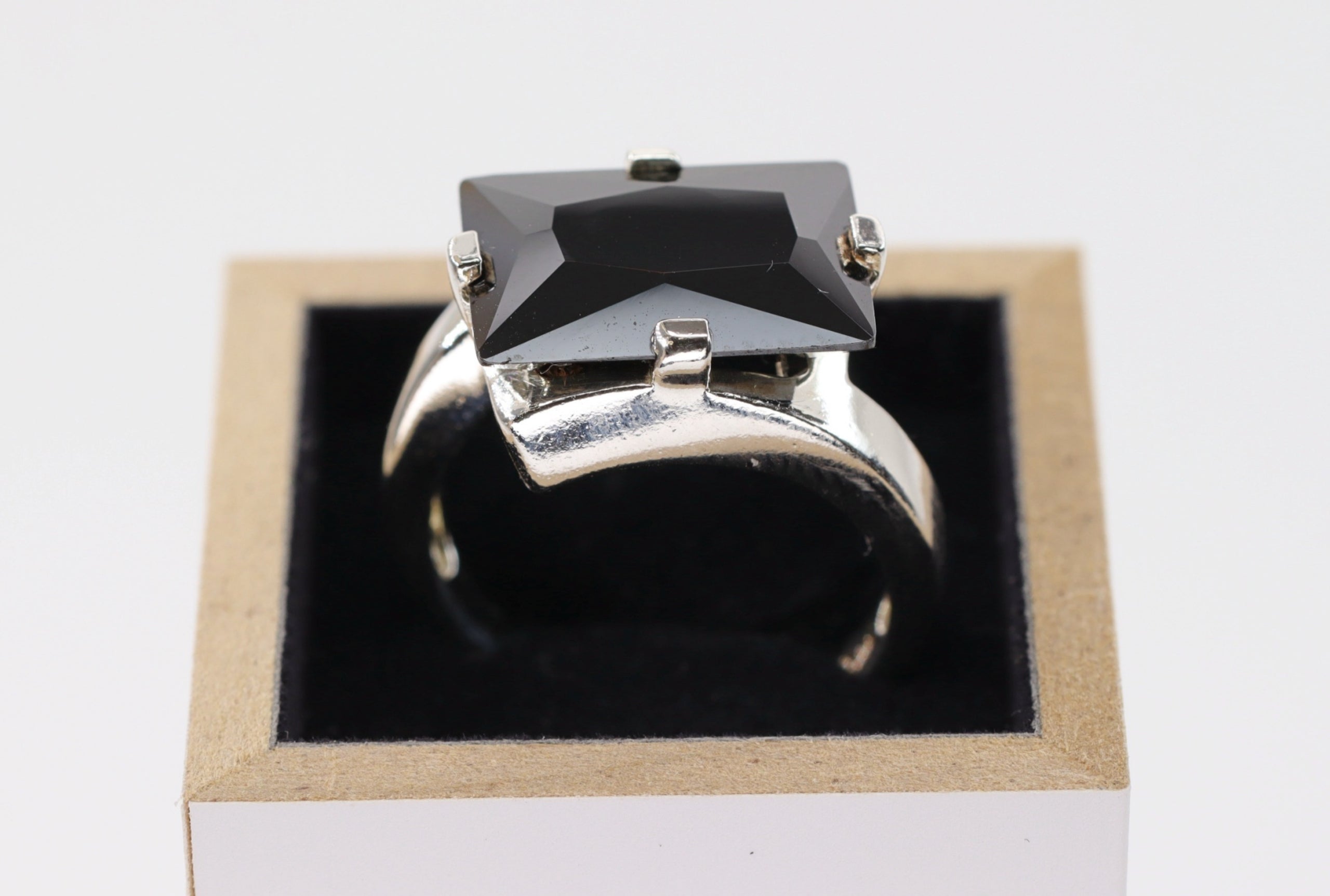 Ring mit schwarzem Zirkonia - Gr. 59