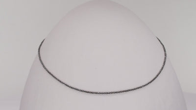 Diamantierte Criss-Cross-Kette geschwärzt Produktvideo