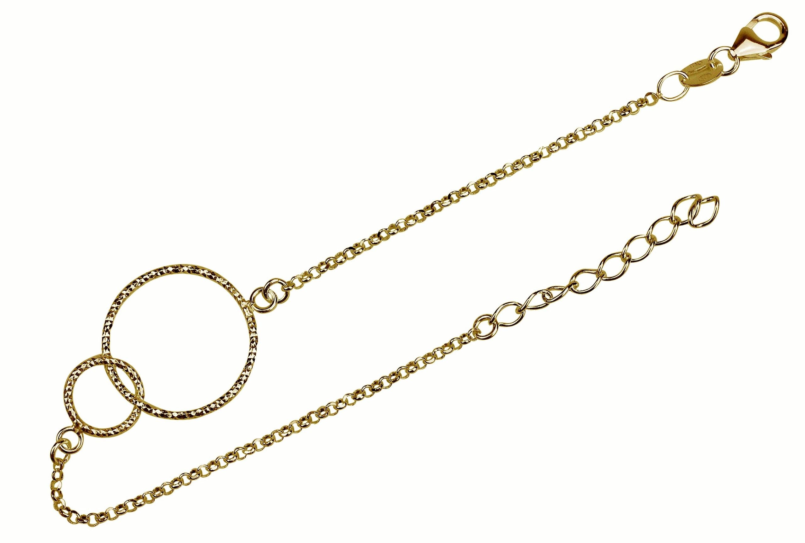 Ein Armband aus gold-plattiertem Silber aus einer Ankerkette mit zwei ineinander greifenden Kreisen.