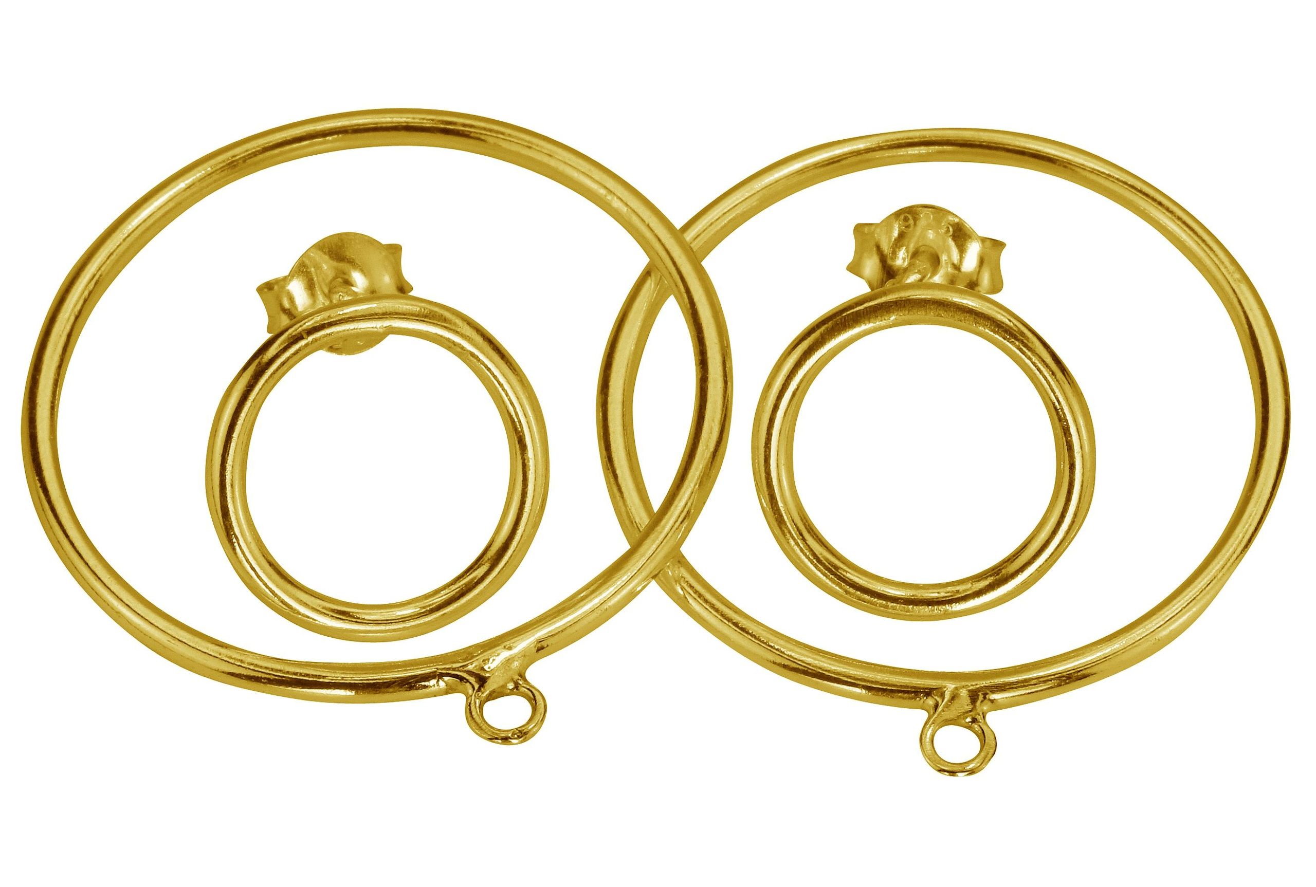 Ein Paar vergoldete Ohrstecker aus Silber als zwei frei kombinierbare Kreise.